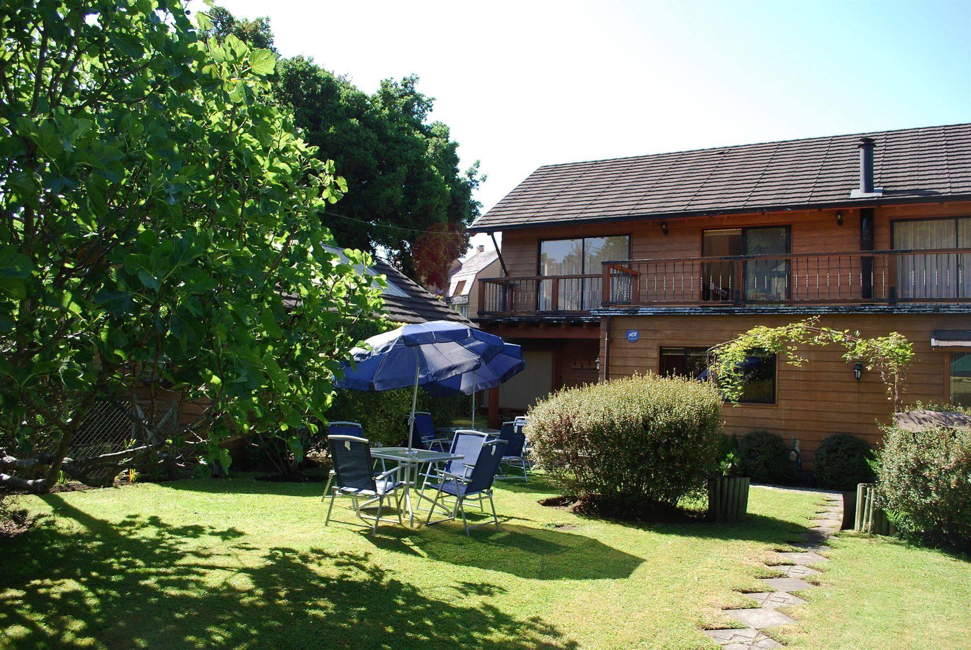 Frontera Pucon Hostel B&B Exterior foto